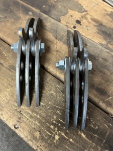 Weld-On BearClaw Heavy Duty Hinges for 1,000 Gallon Tanks