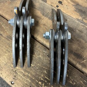 Weld-On BearClaw Heavy Duty Hinges for 1,000 Gallon Tanks